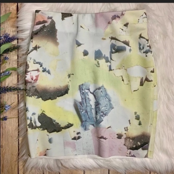 Zara W&B Pencil Skirt Geometric Print Medium‎ - Picture 2 of 7